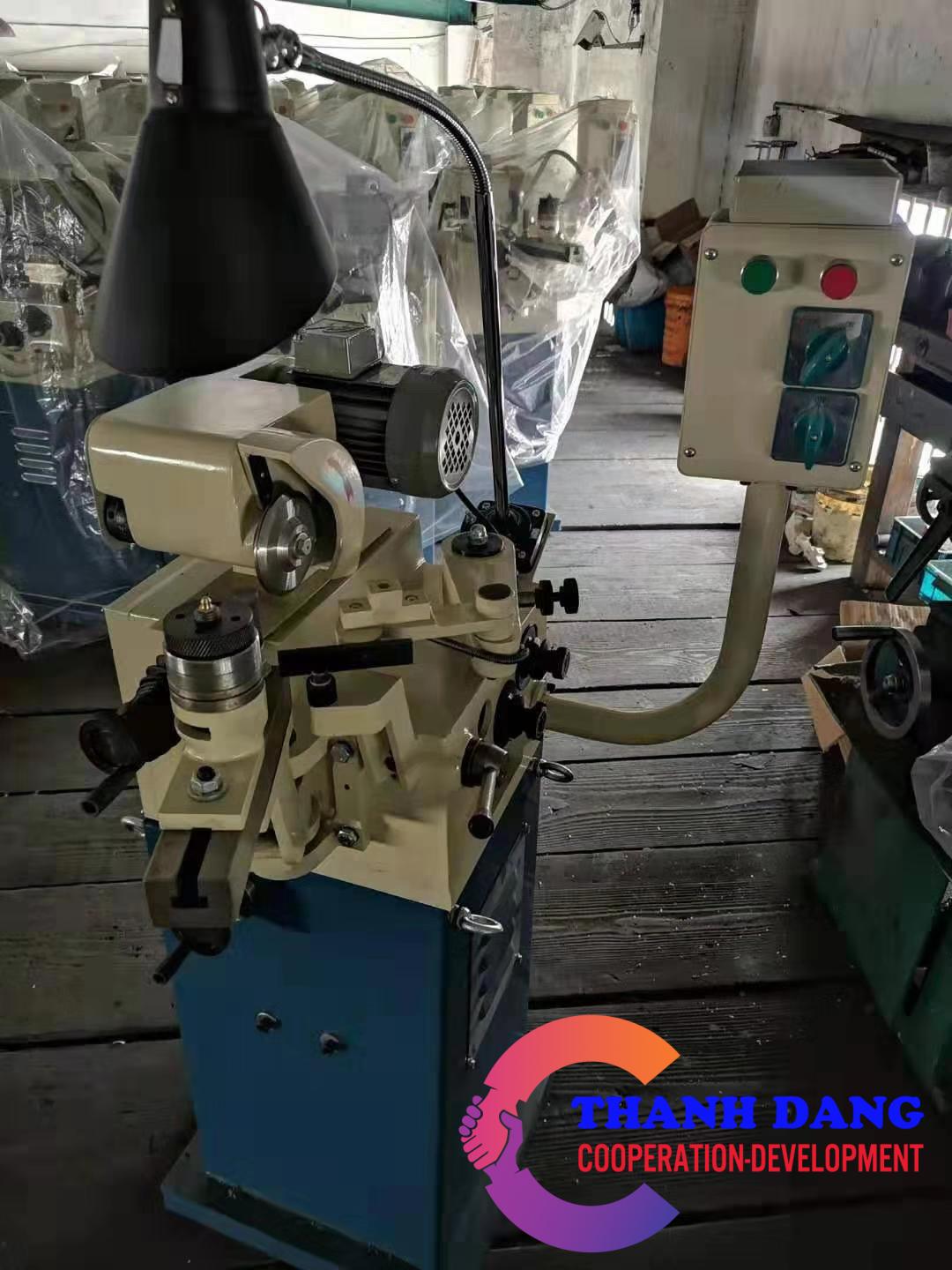 76fa532d9f169b33bfc5d844f16d4f4